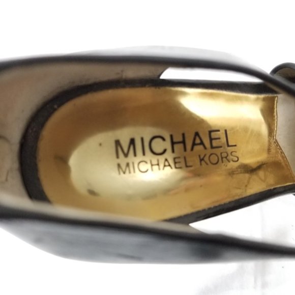 Michael Kors Womens Black 4.25" Heels in size 5M - Picture 5 of 8